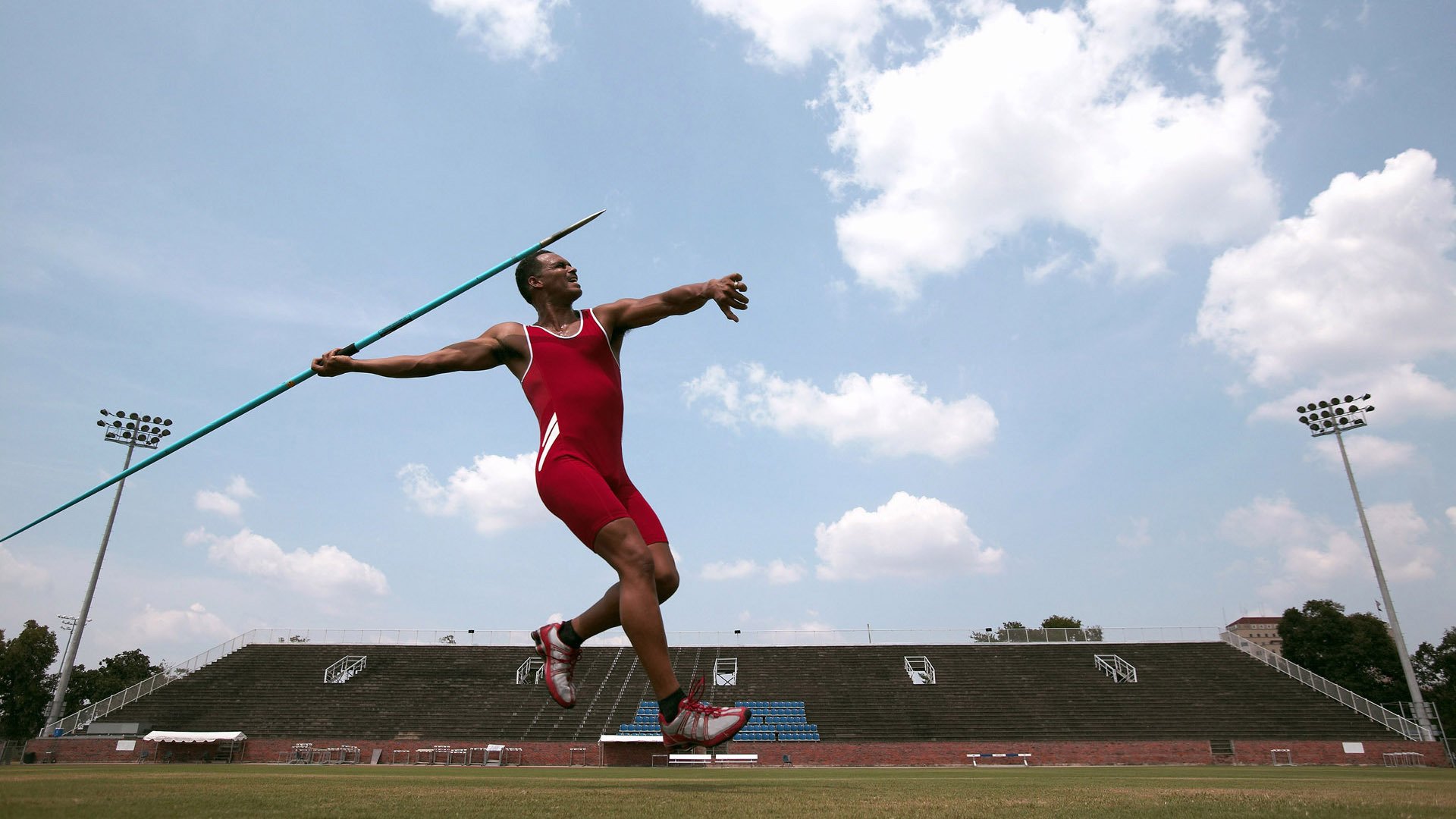 “火热赛场，明星球员的经典瞬间燃爆现场”，明星球员图片